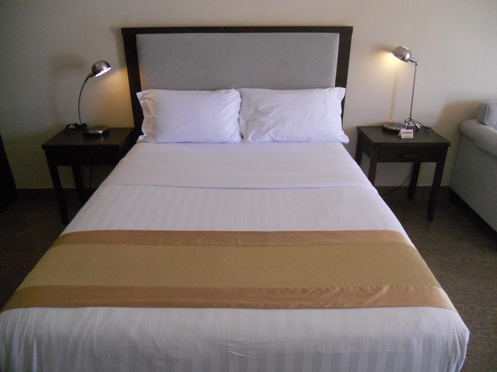 Plaza Hotel Dili Room photo